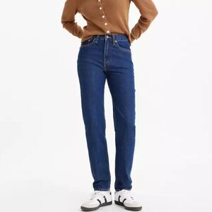 Levi’s Premium 80's Mom Jeans High Rise Tapered Dark Wash Blue Size 23 x 30